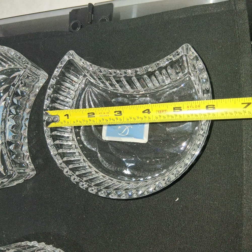 CELEBRATIONS MIKASA Set Of 4 Cresent Dishes Cresent Collection QQ411/408 CRYSTAL - Picture 12 of 16